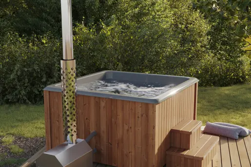 Luxe Hottub SQUARE (1)